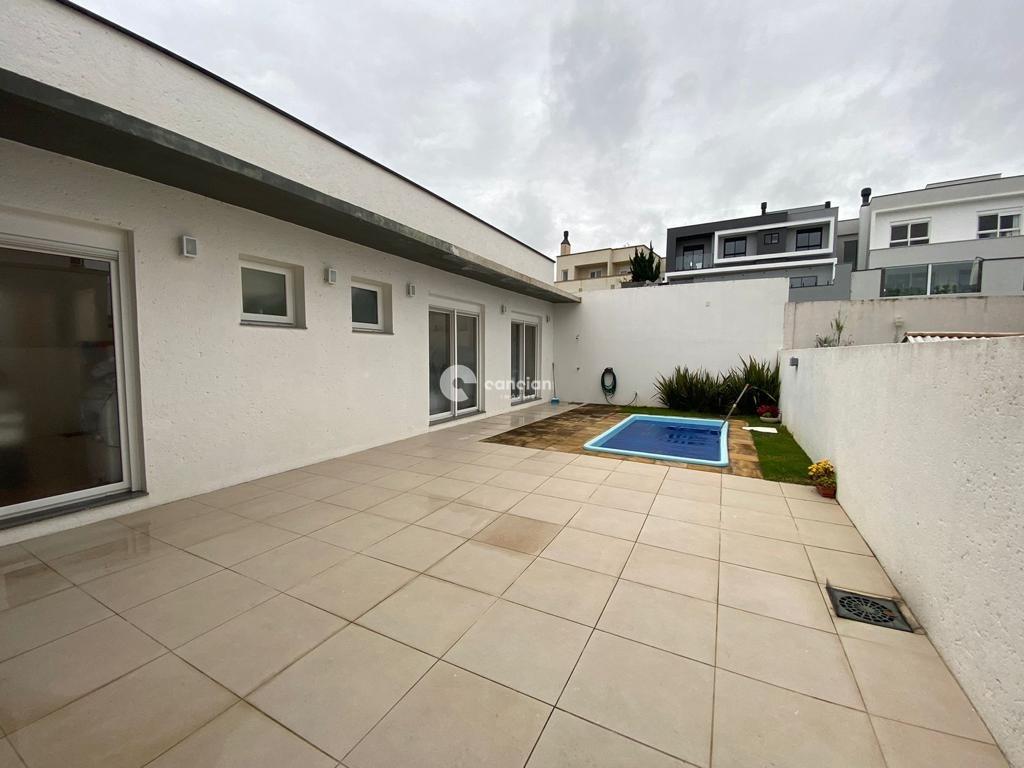 Casa de Condomínio à venda no Tomazetti: 