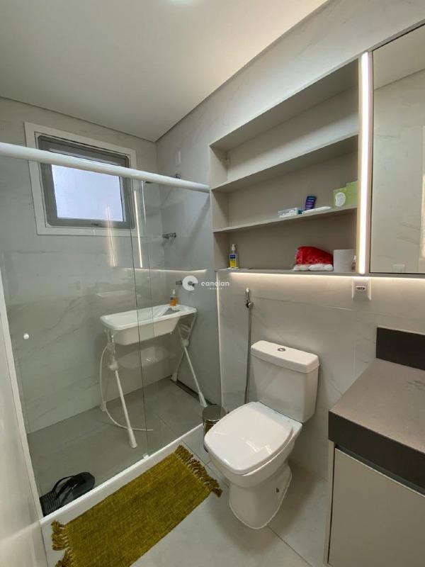 Casa de Condomínio à venda no Tomazetti: 