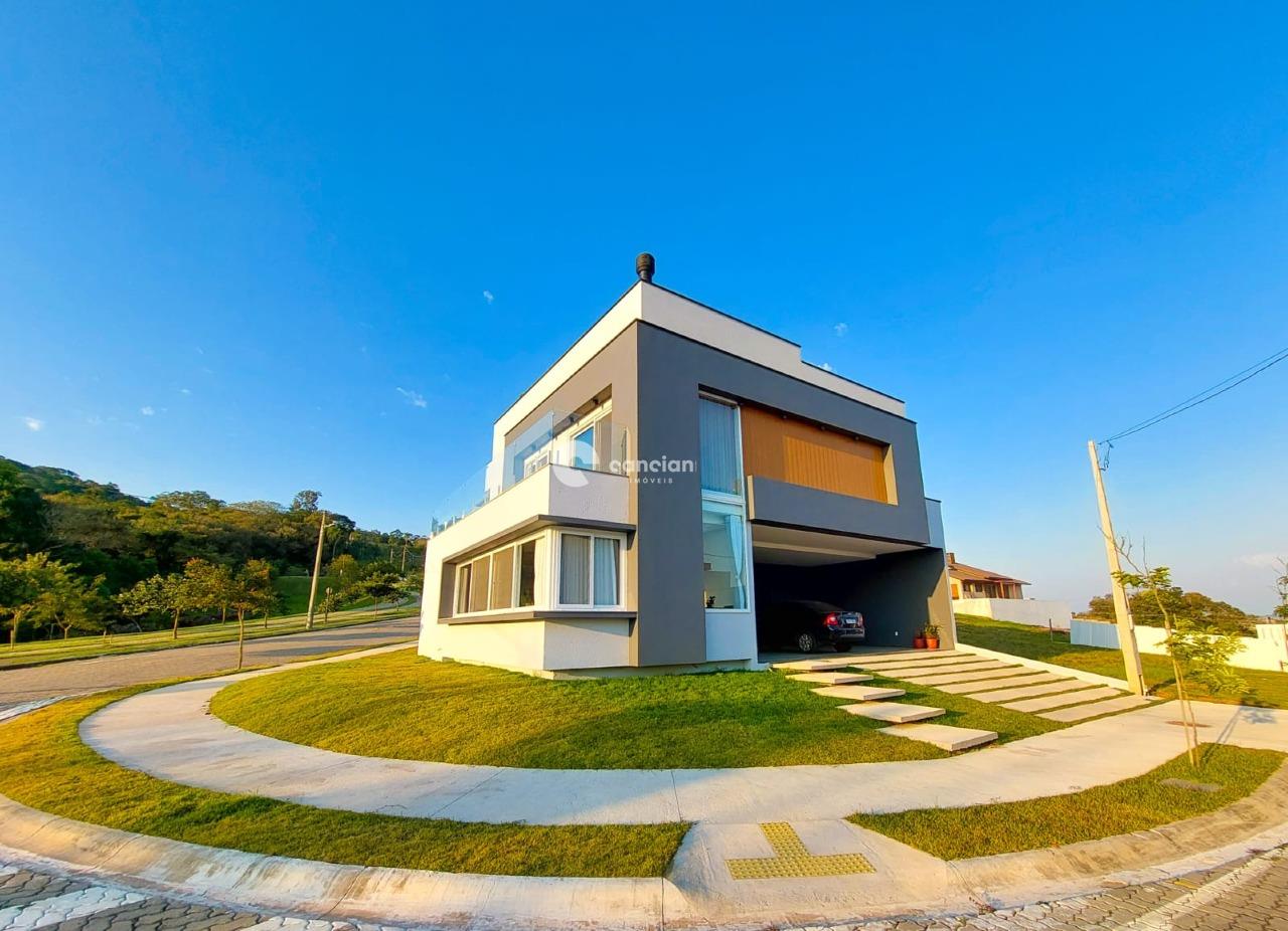 Casa de Condomínio à venda no Tomazetti: