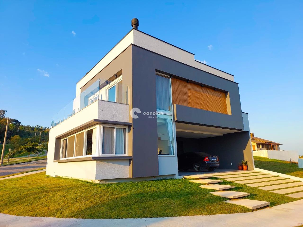 Casa de Condomínio à venda no Tomazetti: