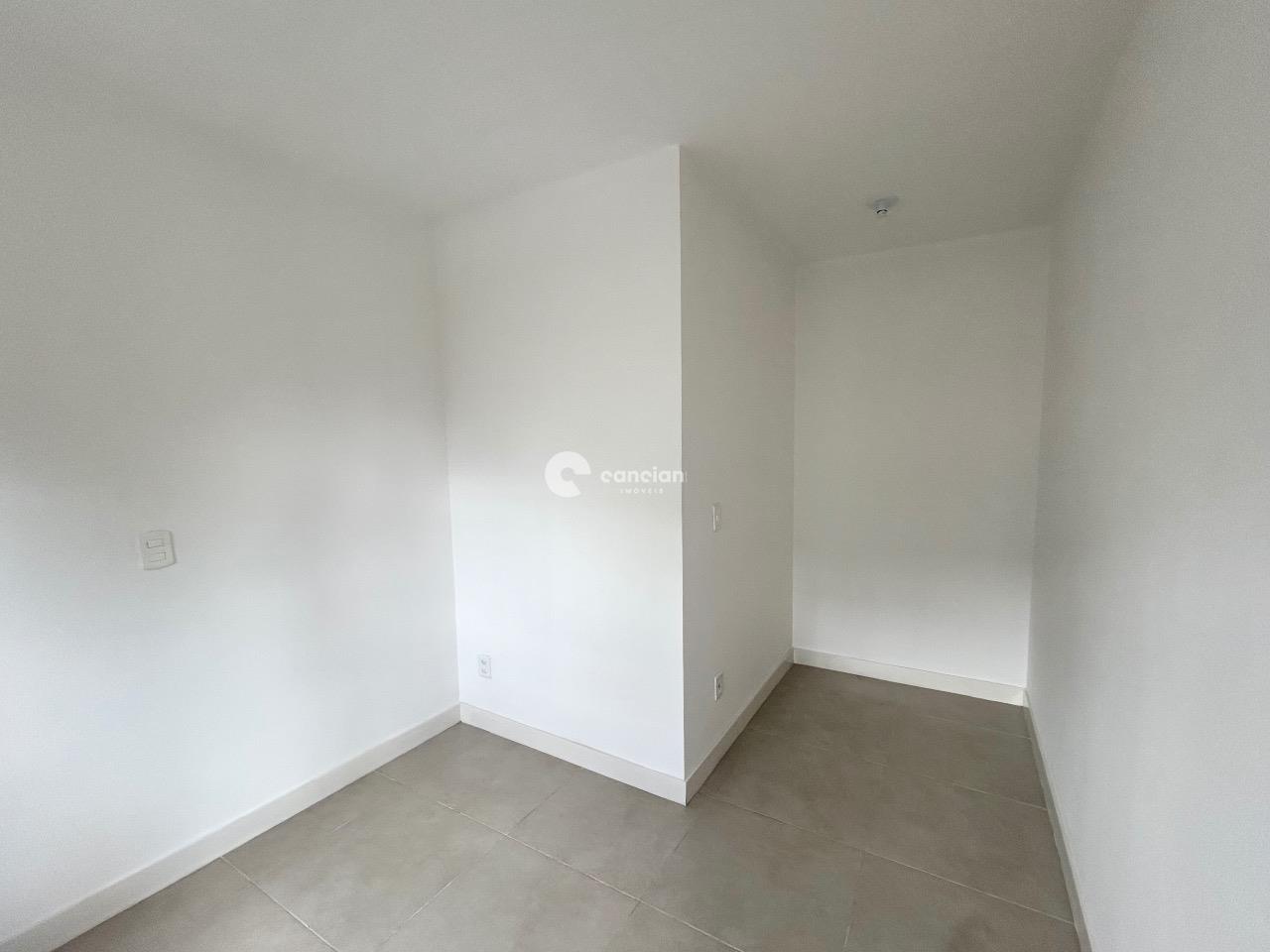 Apartamento à venda no Camobi: