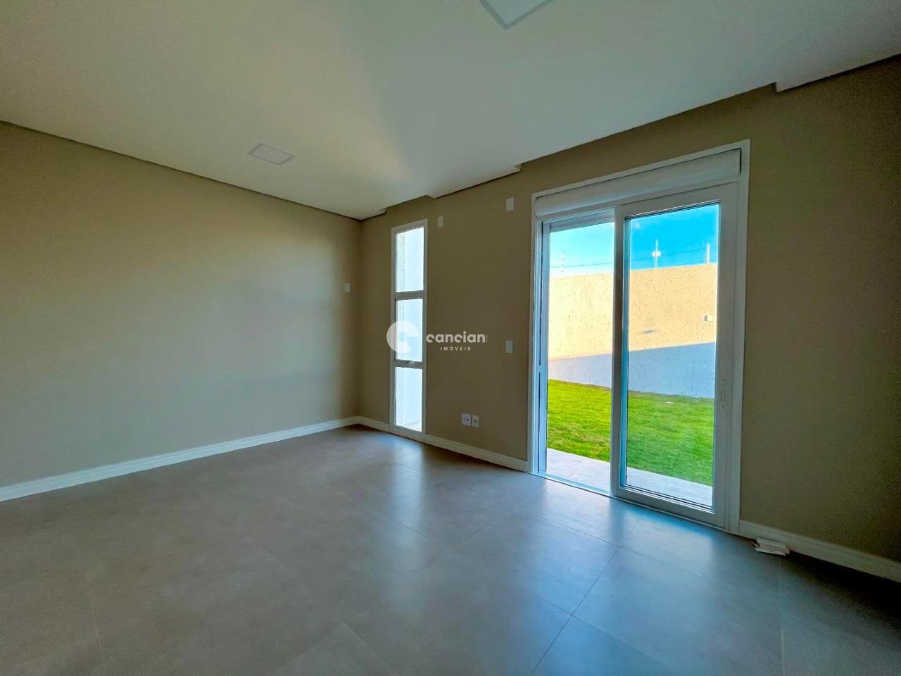 Casa à venda no Camobi: