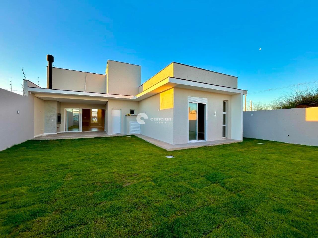 Casa à venda no Camobi: