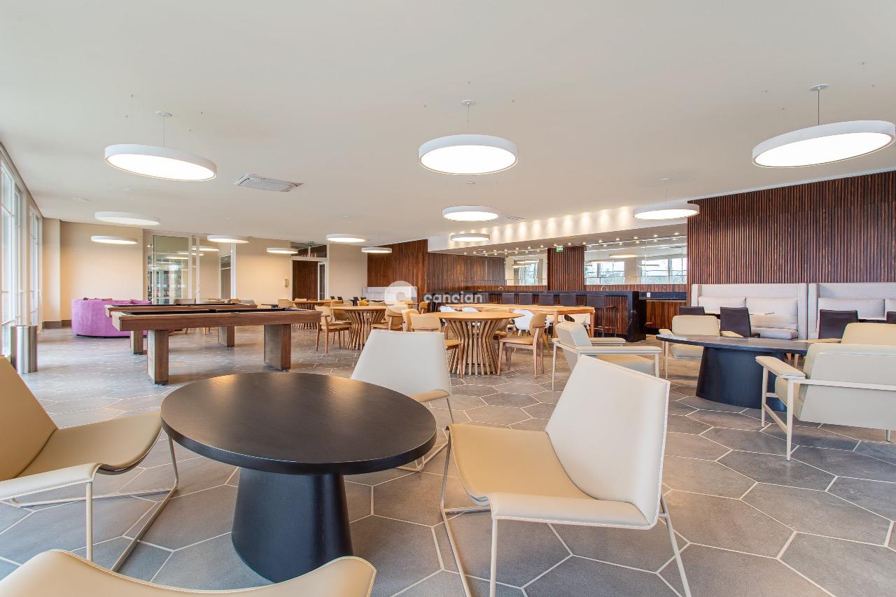 Terreno em condomínio à venda no Tomazetti: