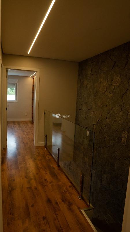 Casa de Condomínio à venda no Camobi: 