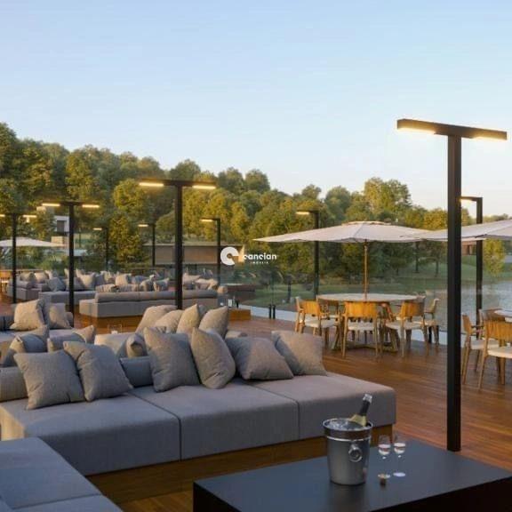 Terreno em condomínio à venda no Parque Serrano I: