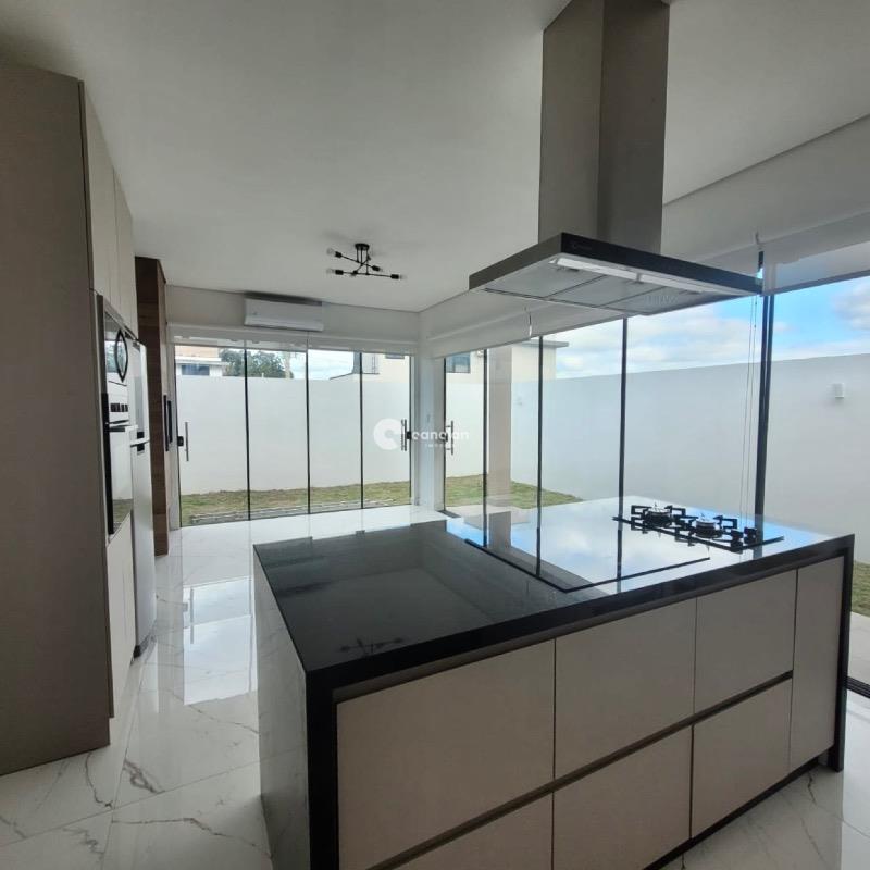 Casa de Condomínio à venda no Camobi: 