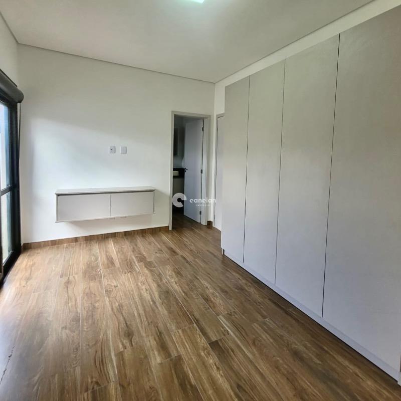 Casa de Condomínio à venda no Camobi: 