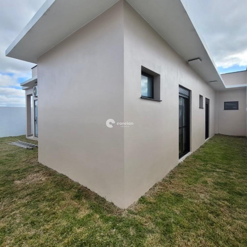 Casa de Condomínio à venda no Camobi: 