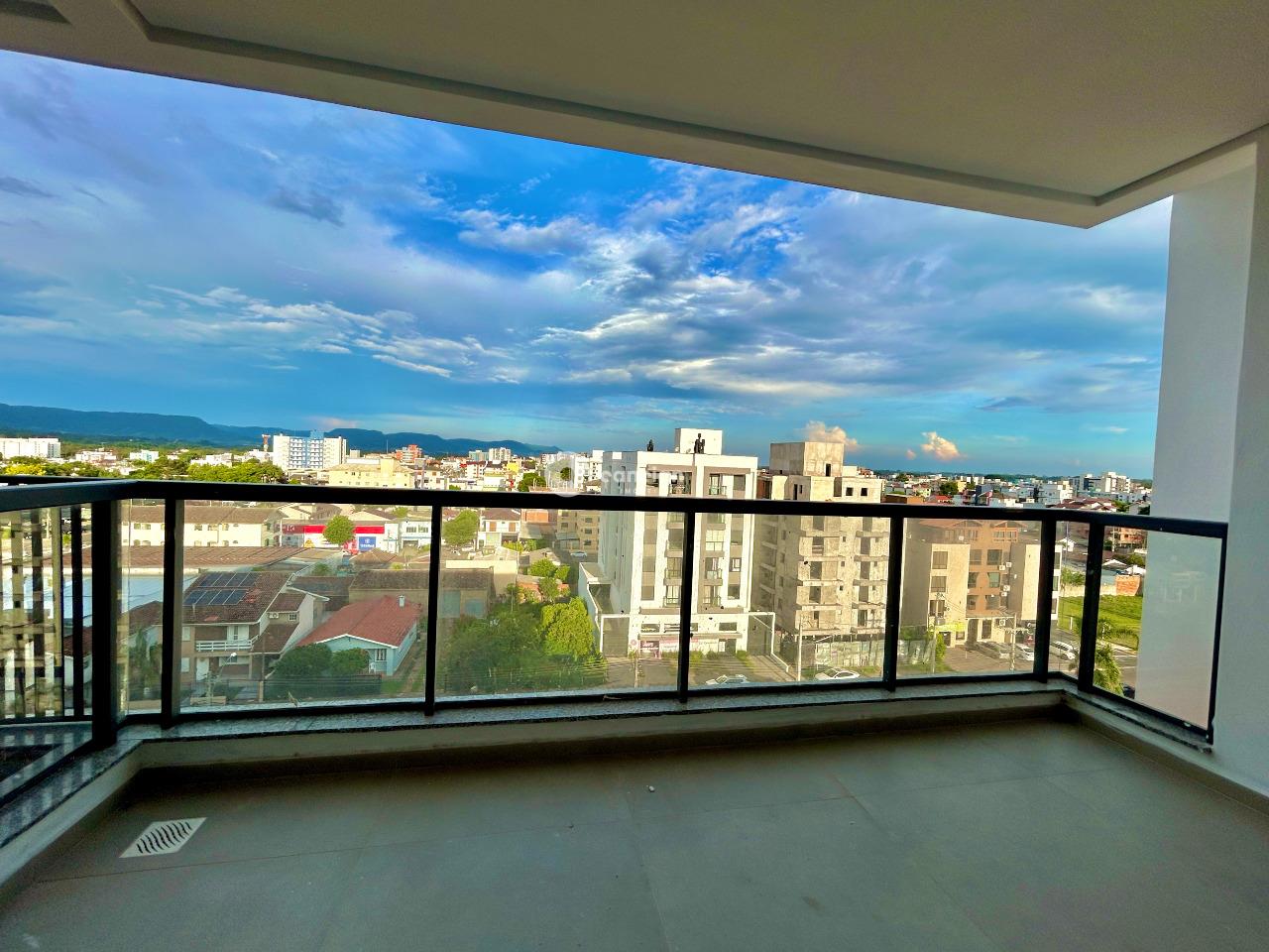 Apartamento à venda no Camobi: