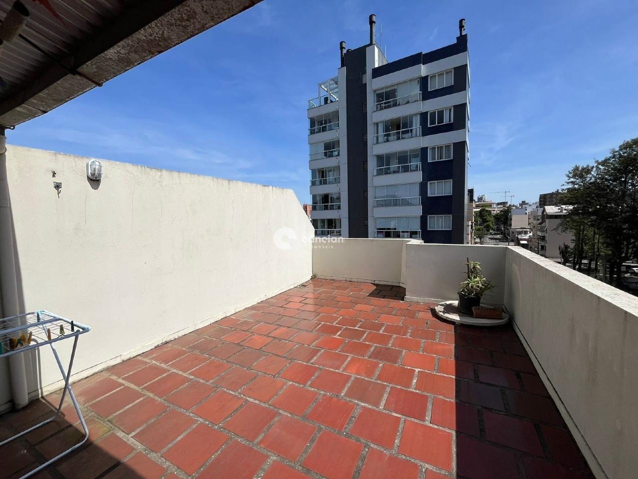 Cobertura à venda no Centro: 