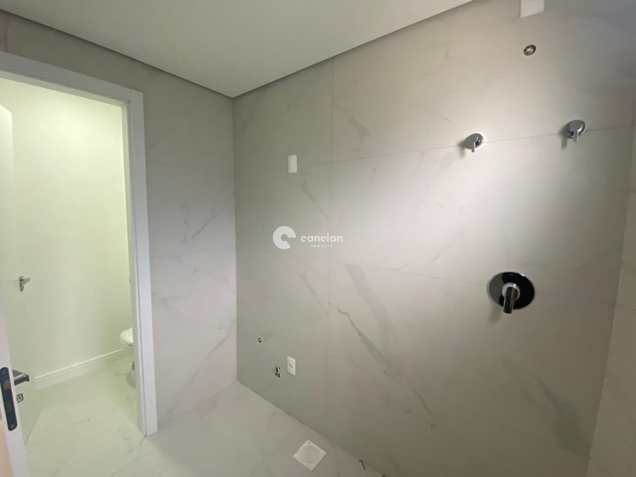 Casa de Condomínio à venda no Tomazetti: 