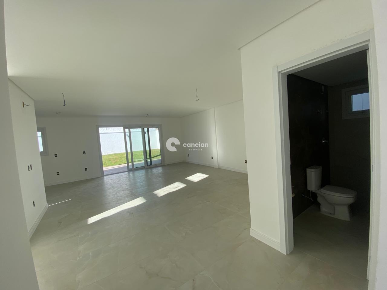 Casa de Condomínio à venda no Tomazetti: 