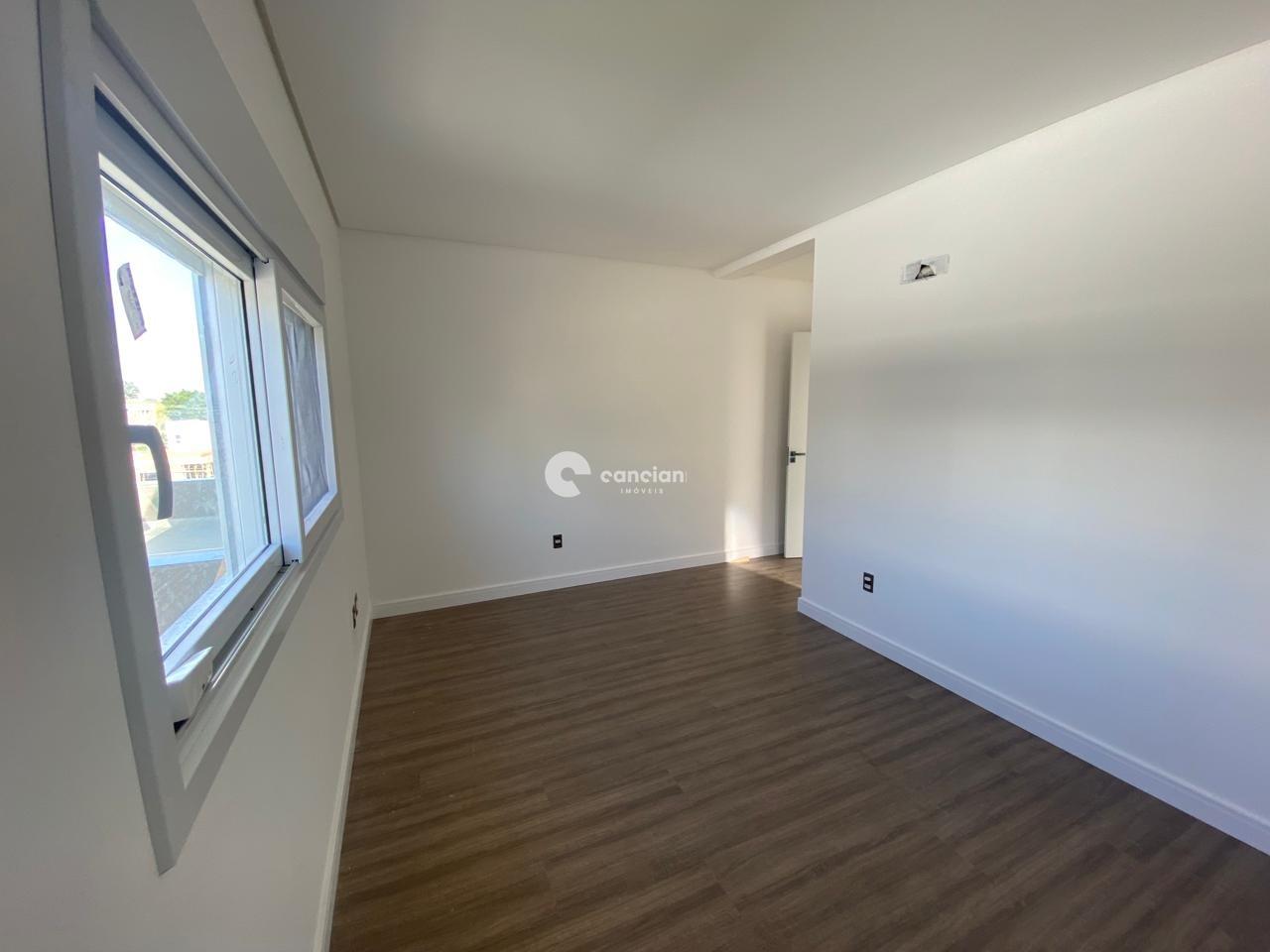 Casa de Condomínio à venda no Tomazetti: 