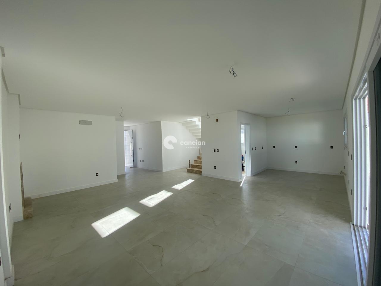 Casa de Condomínio à venda no Tomazetti: 