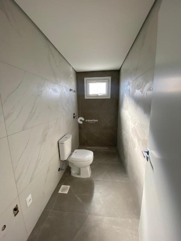 Casa de Condomínio à venda no Tomazetti: 