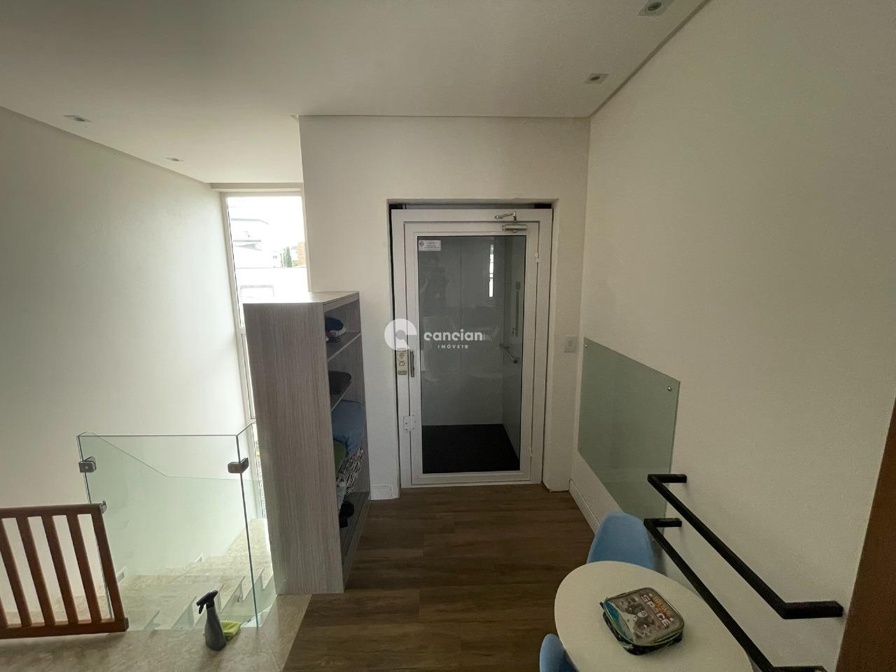 Casa de Condomínio à venda no Tomazetti: elevador