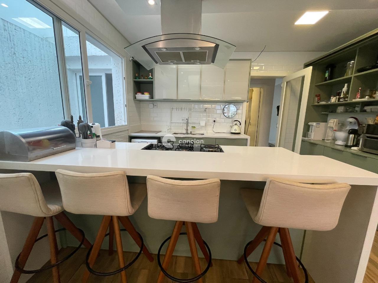 Casa de Condomínio à venda no Tomazetti: cozinha