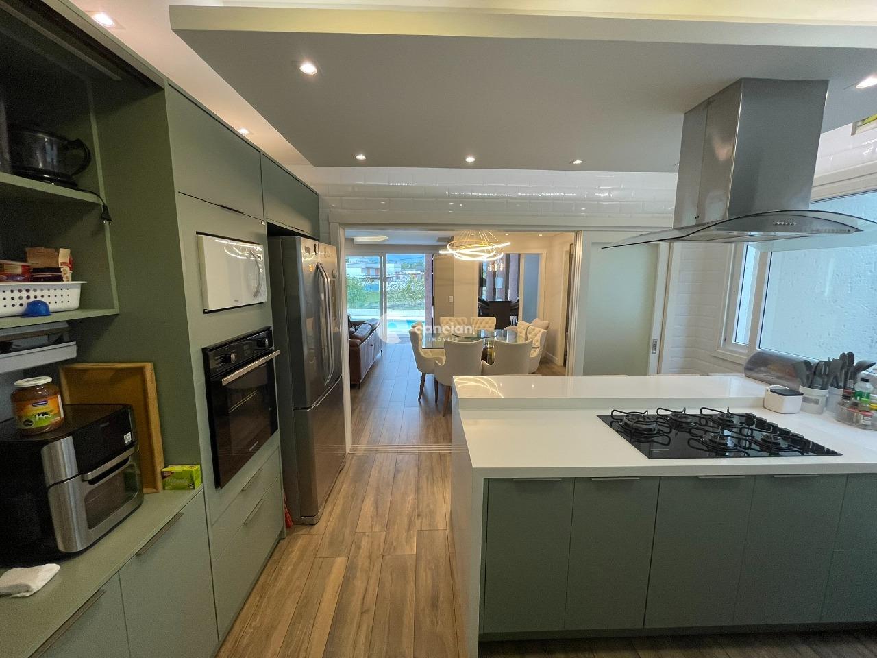 Casa de Condomínio à venda no Tomazetti: cozinha