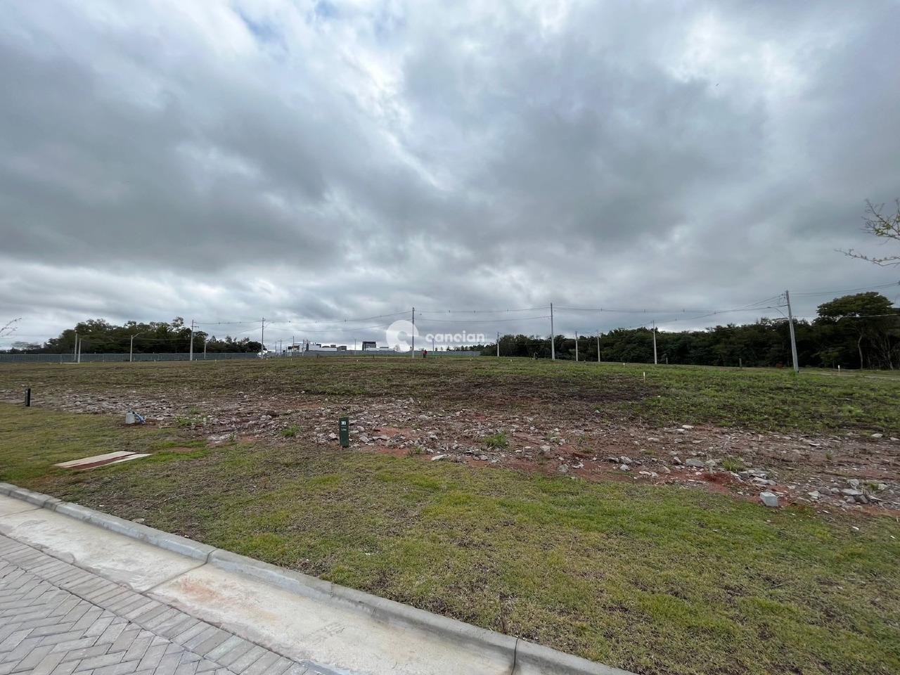 Terreno em condomínio à venda no Camobi: 