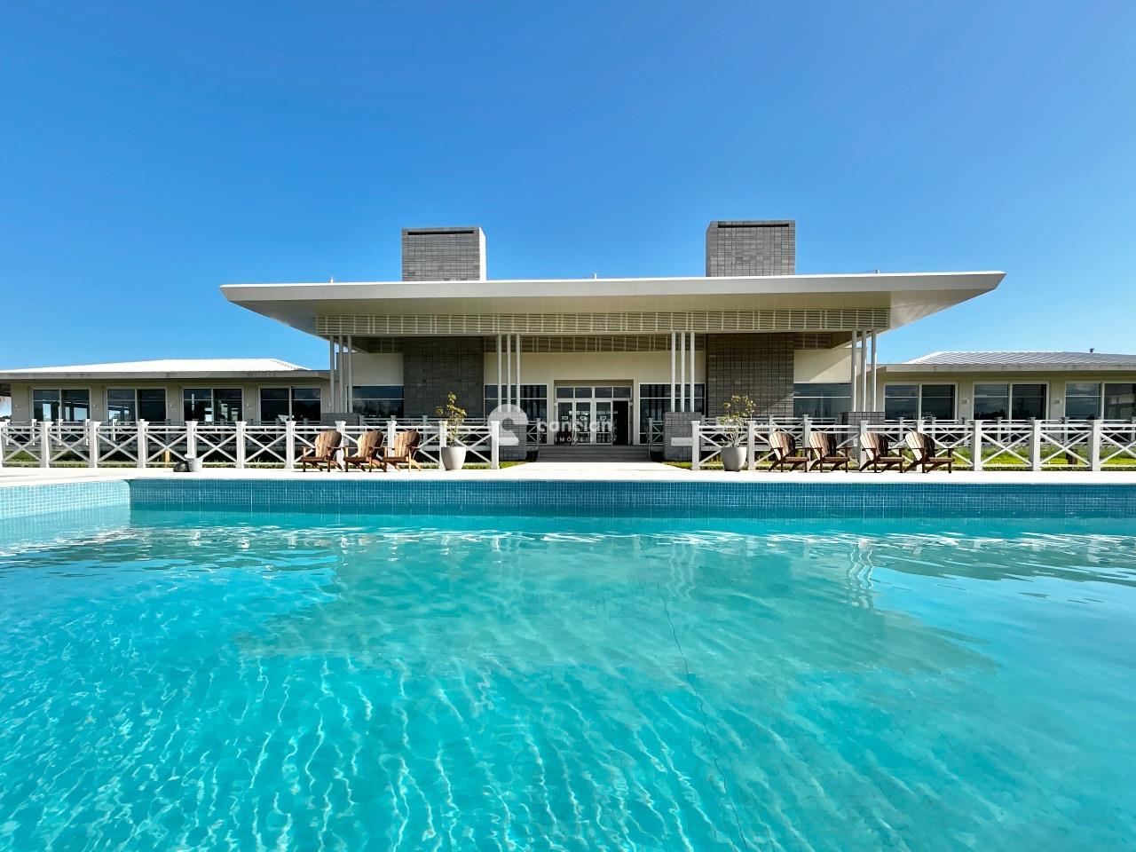 Terreno em condomínio à venda no Tomazetti: 