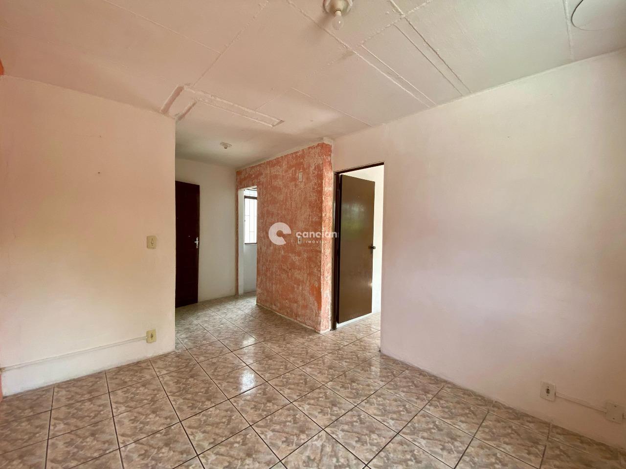 Apartamento à venda no Tancredo Neves: 