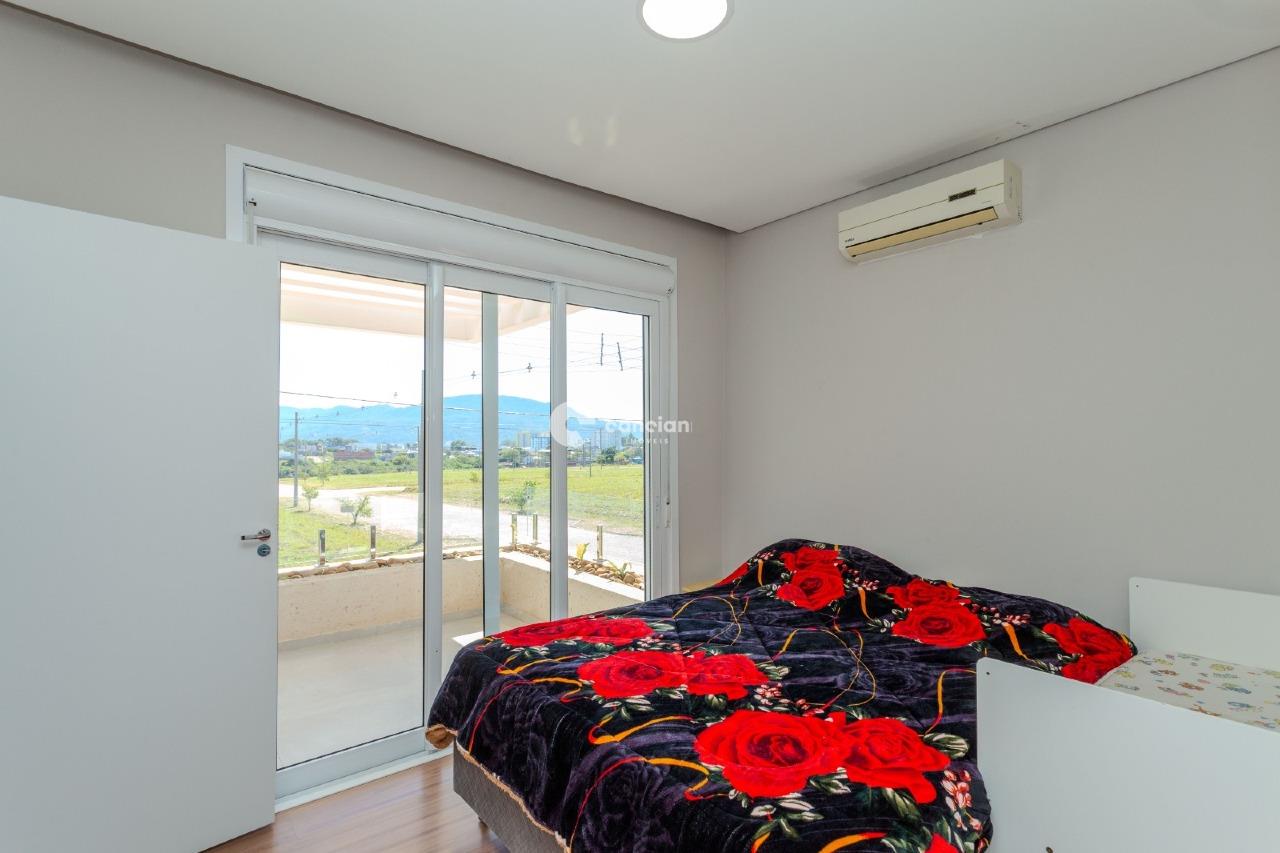 Casa à venda no Camobi: 