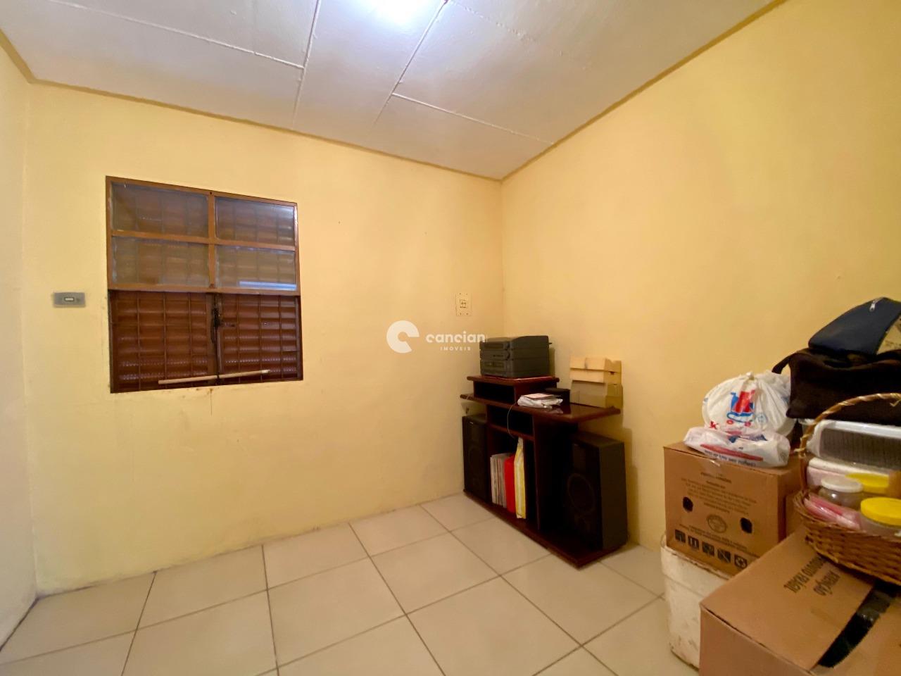 Casa à venda no Tancredo Neves: 