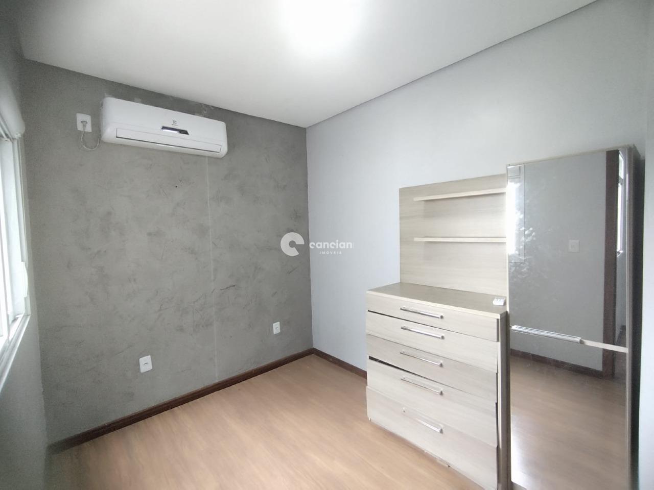 Casa de Condomínio à venda no Pinheiro Machado: 