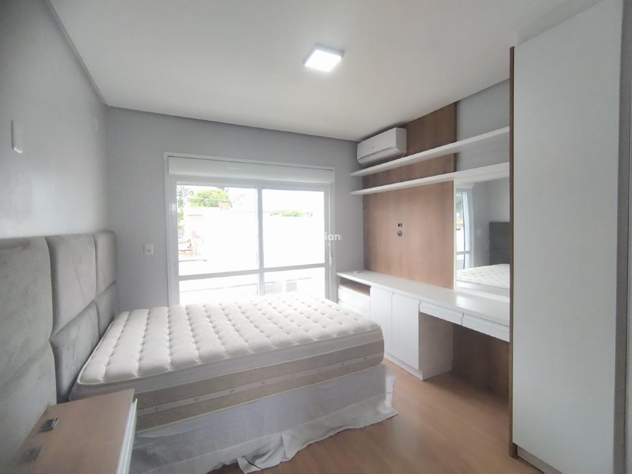 Casa de Condomínio à venda no Pinheiro Machado: 