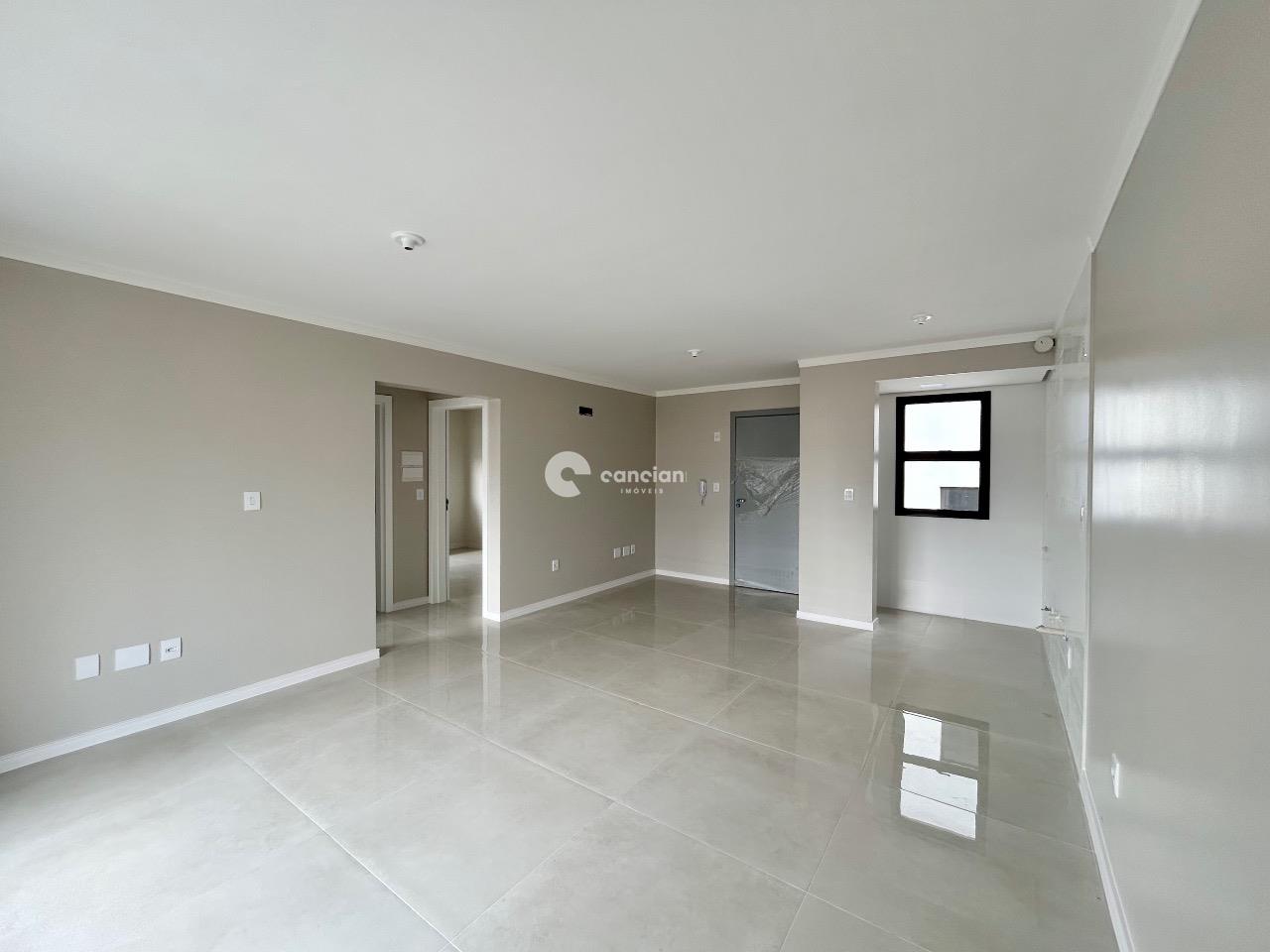 Apartamento à venda no Camobi: