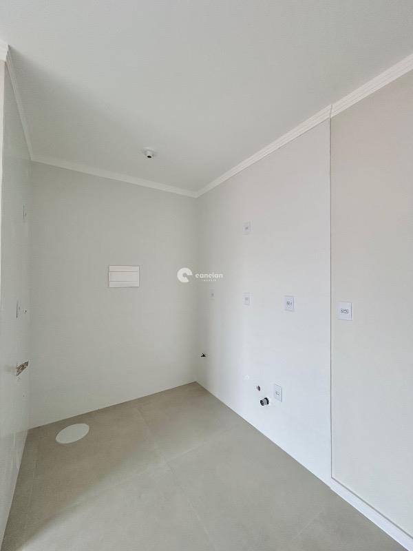 Apartamento à venda no Camobi: