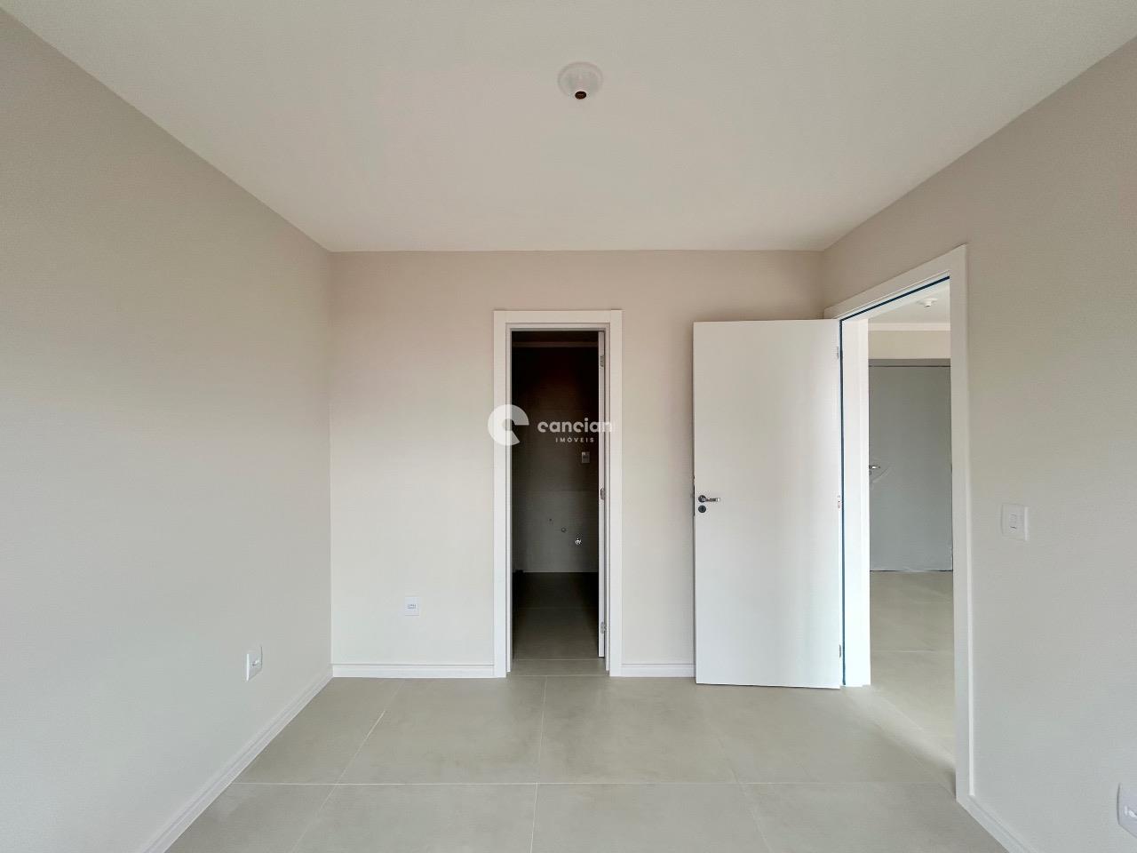 Apartamento à venda no Camobi: