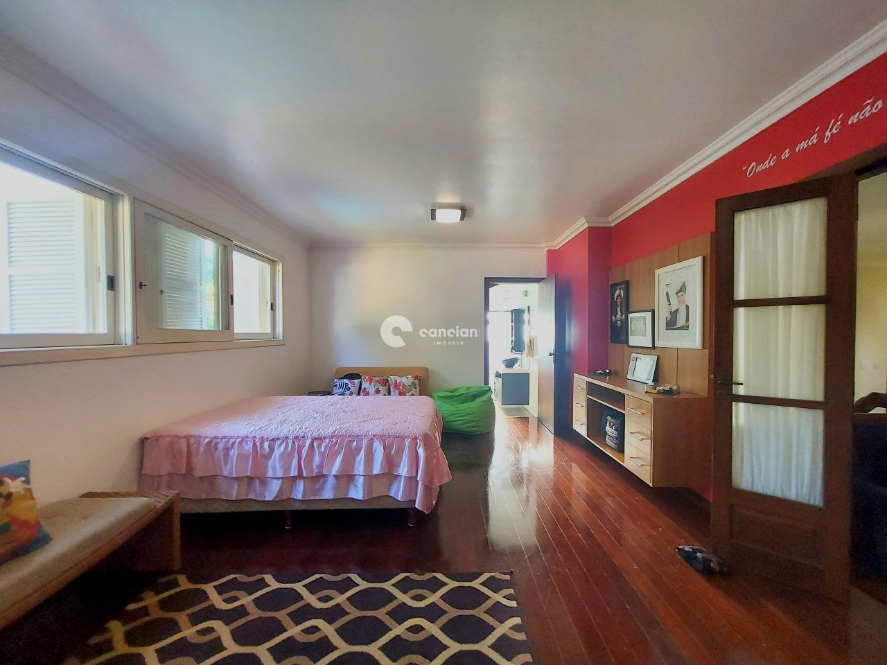 Casa de Condomínio à venda no Camobi: