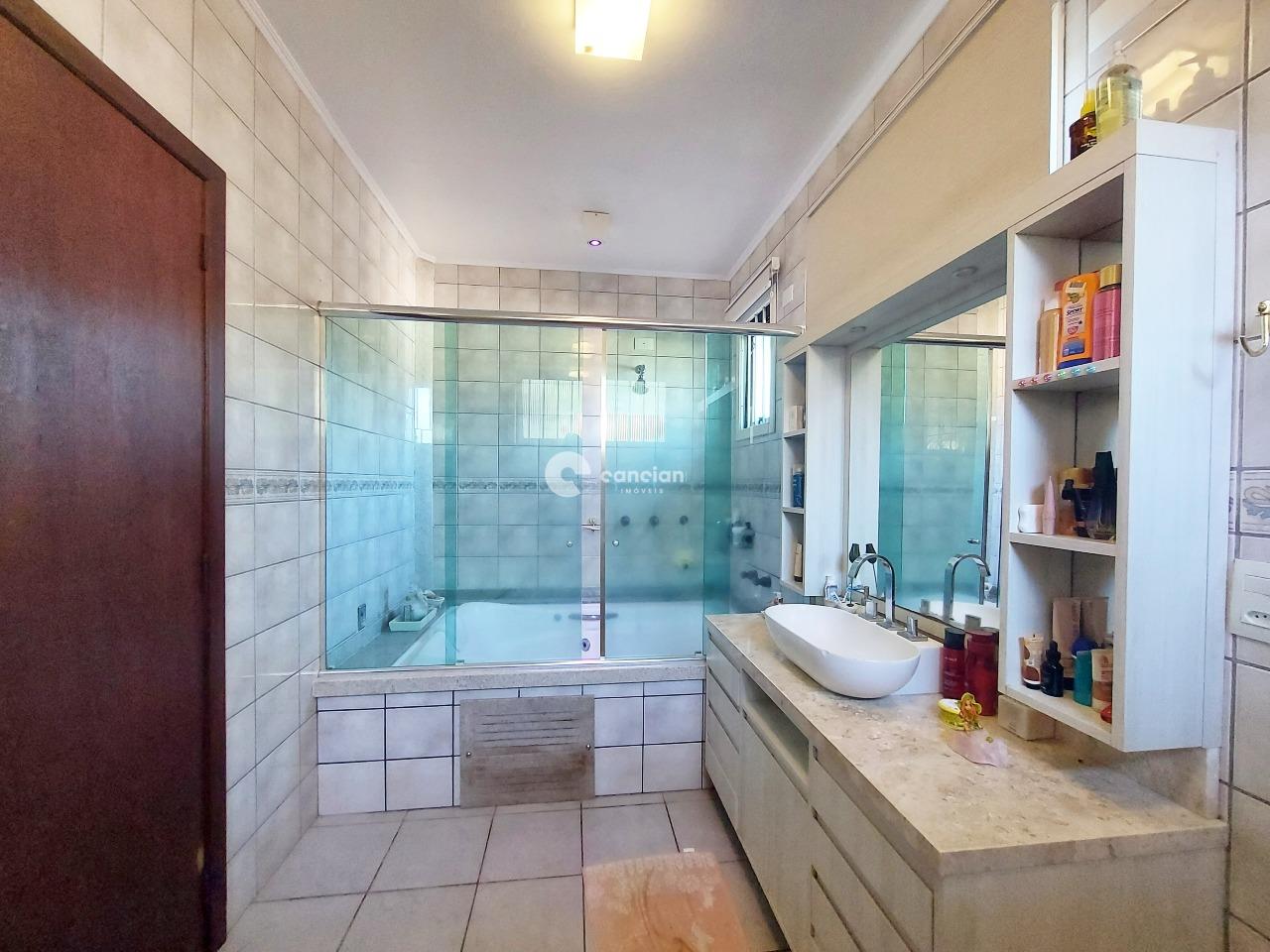 Casa de Condomínio à venda no Camobi: