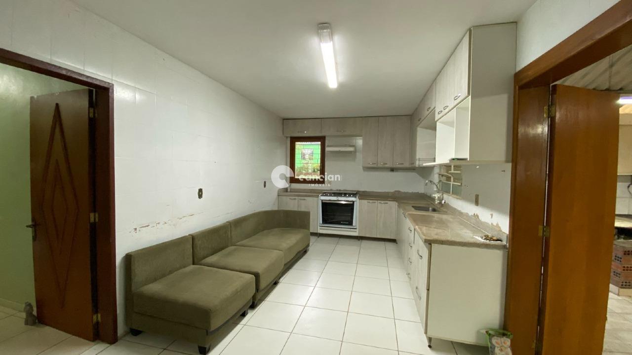 Casa à venda no Tomazetti: 