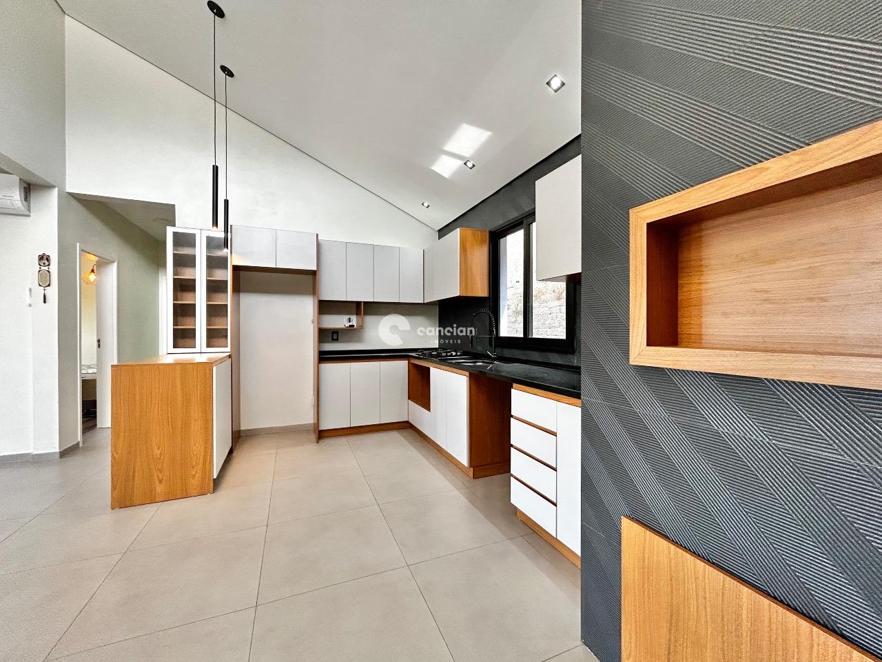 Casa à venda no Camobi: 