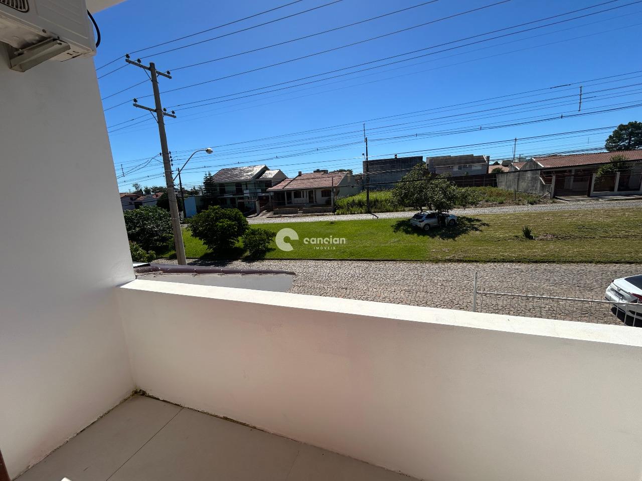 Casa à venda no Camobi: