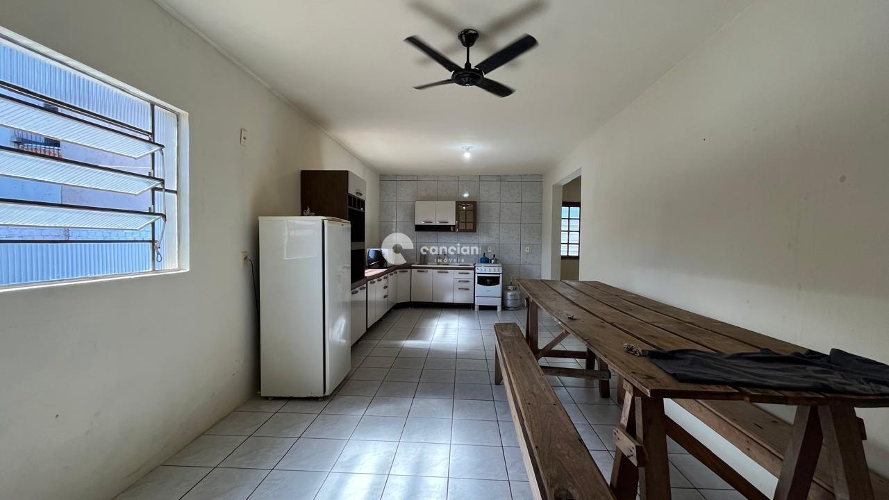 Casa à venda no Tomazetti: 