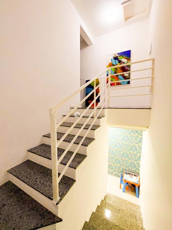 Casa à venda no Tomazetti: 