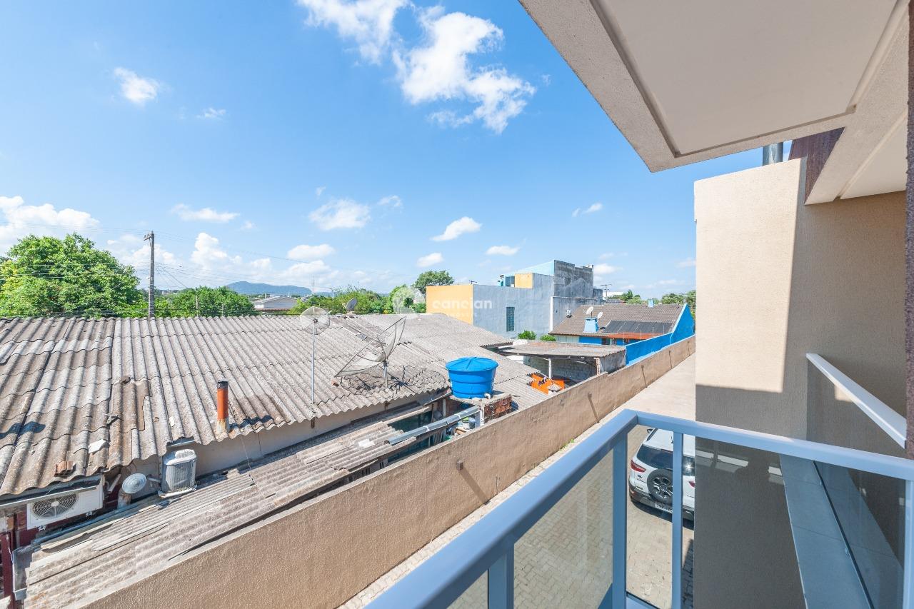 Casa de Condomínio à venda no Pinheiro Machado: 