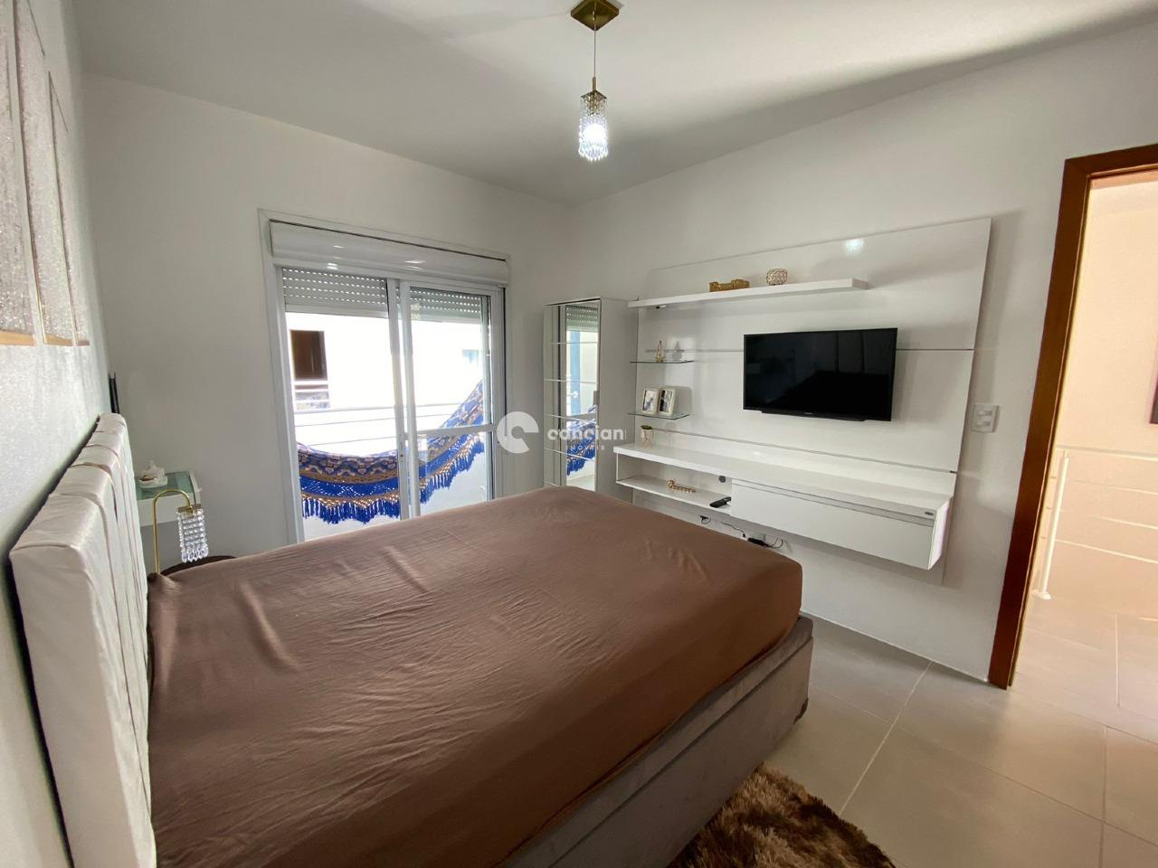 Casa de Condomínio à venda no Tomazetti: 