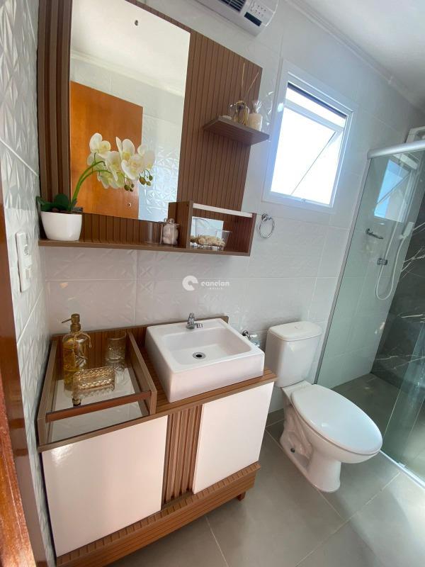 Casa de Condomínio à venda no Tomazetti: 