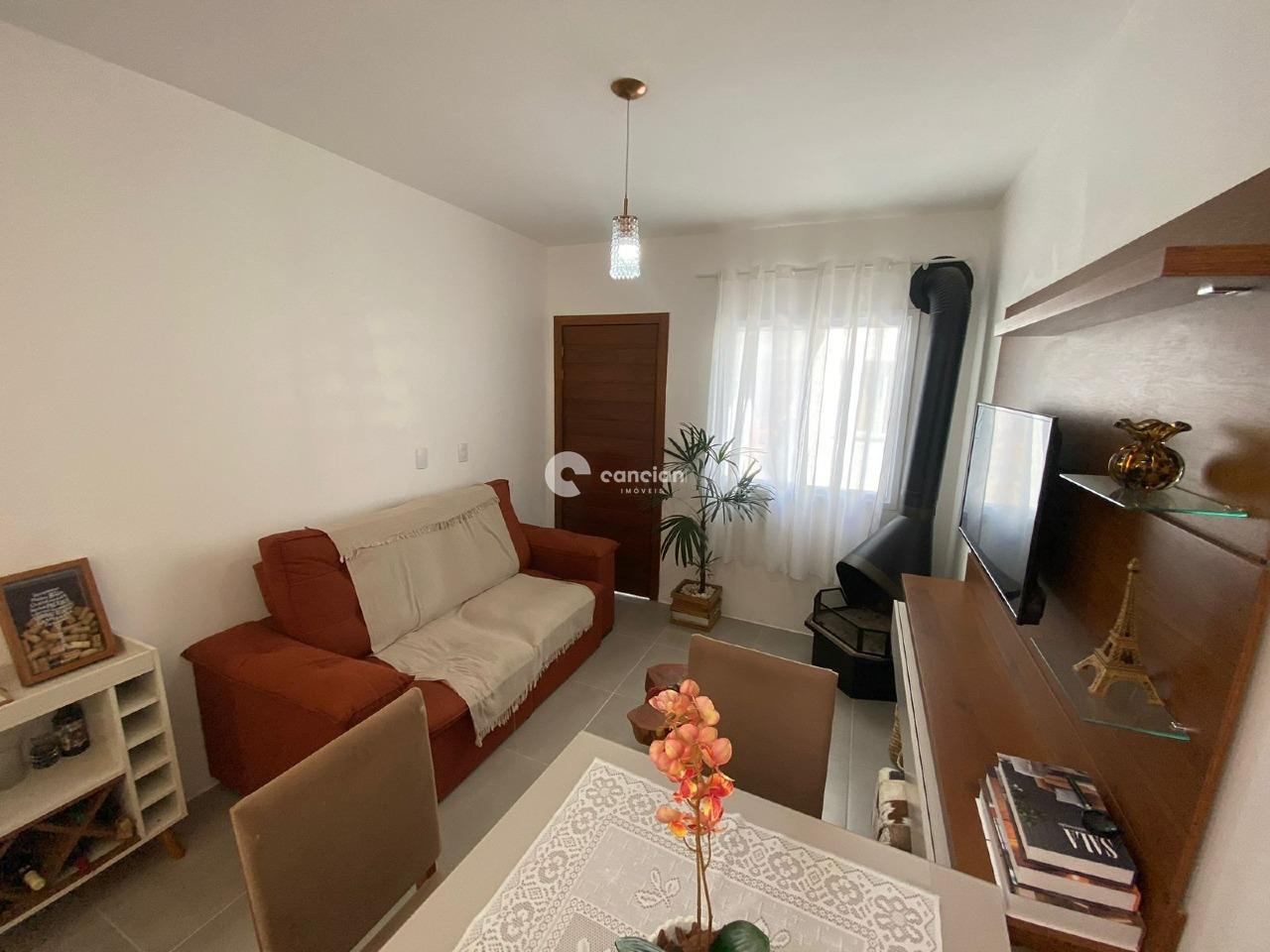 Casa de Condomínio à venda no Tomazetti: 