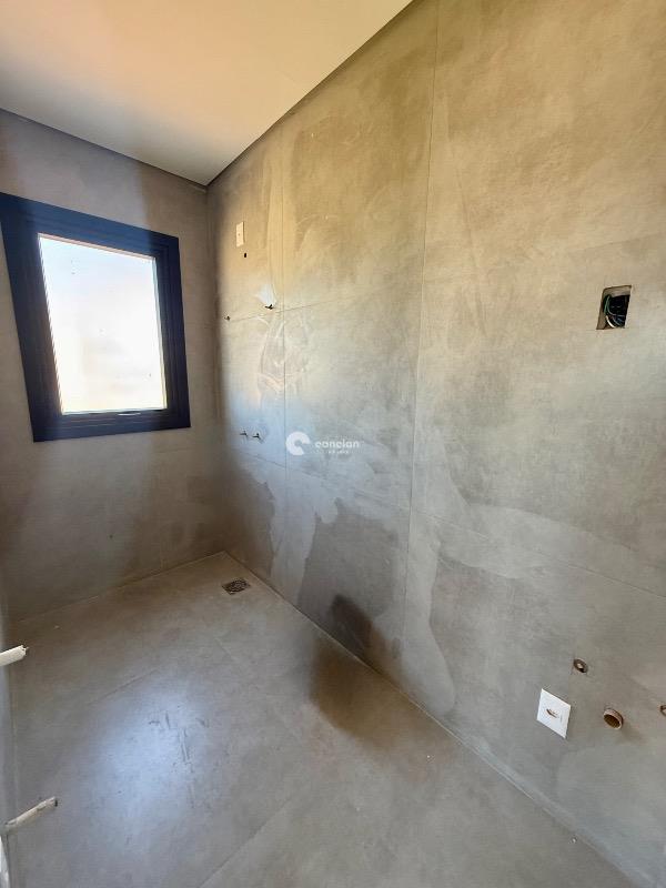 Casa de Condomínio à venda no Tomazetti: 