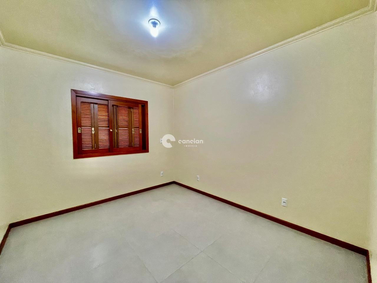 Casa de Condomínio à venda no Camobi: 