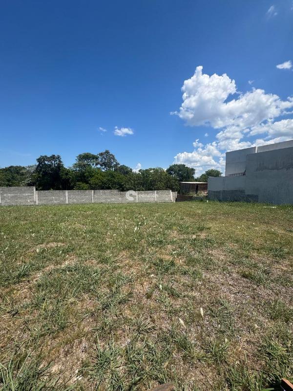 Terreno em condomínio à venda no São José: