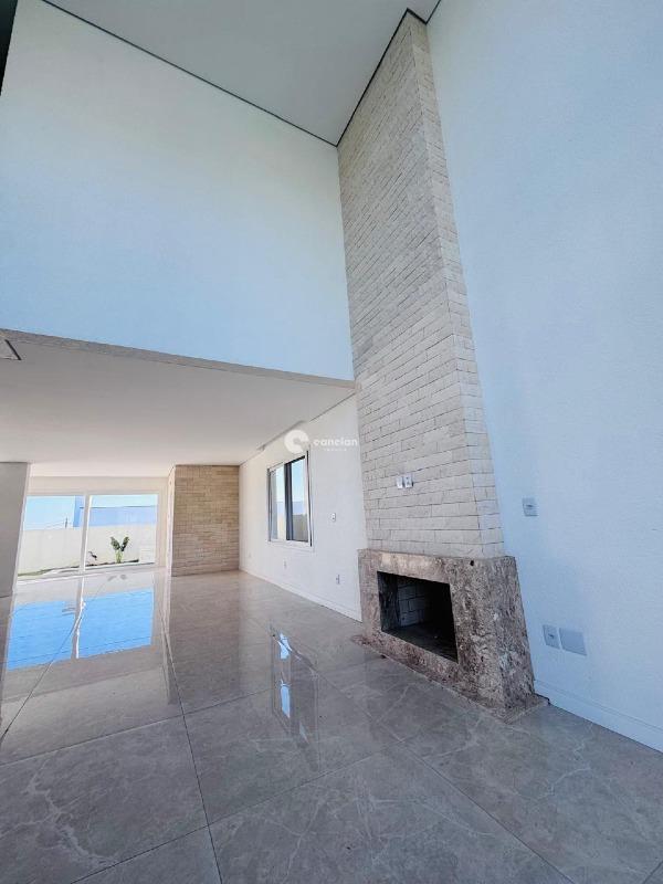 Casa de Condomínio à venda no Tomazetti: