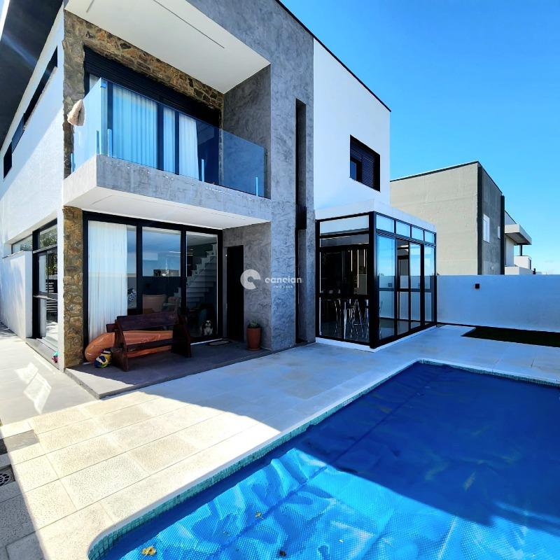 Casa de Condomínio à venda no Tomazetti: