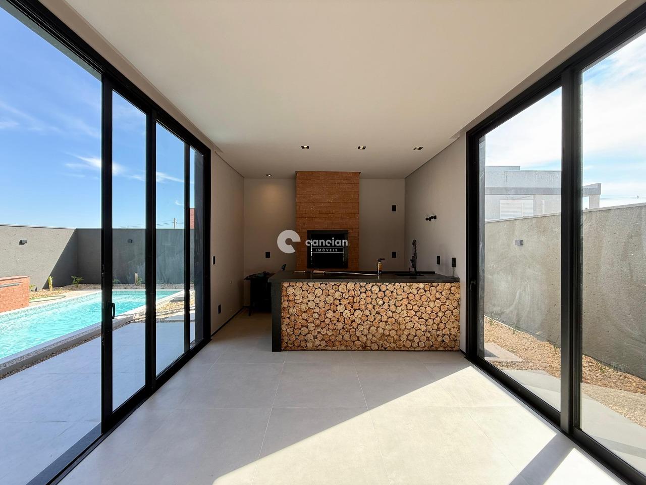 Casa de Condomínio à venda no Tomazetti: